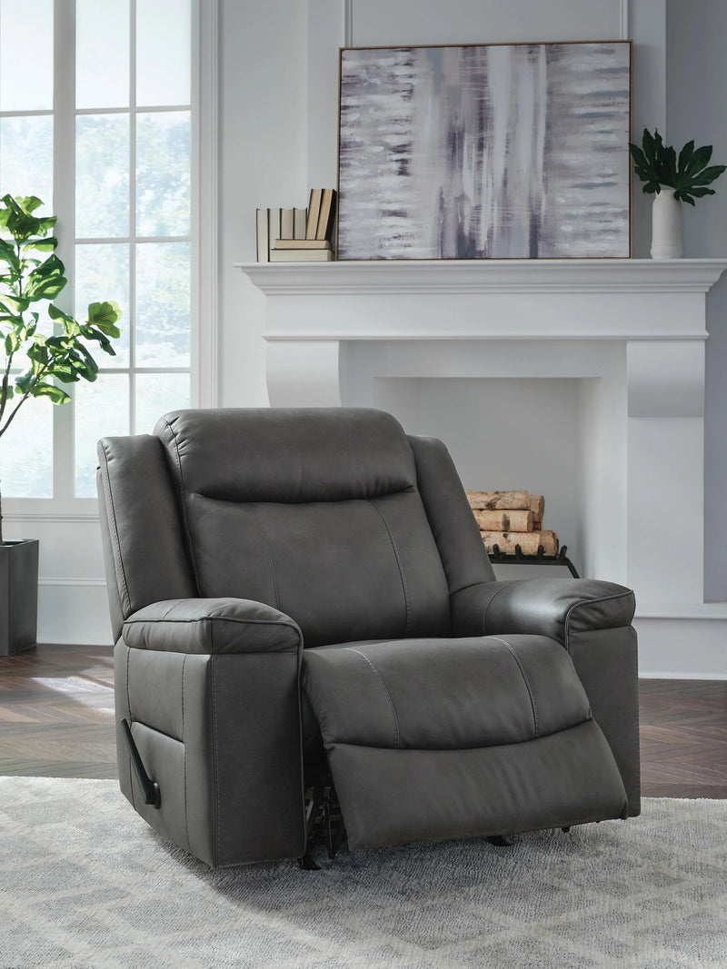 Status Check Recliner