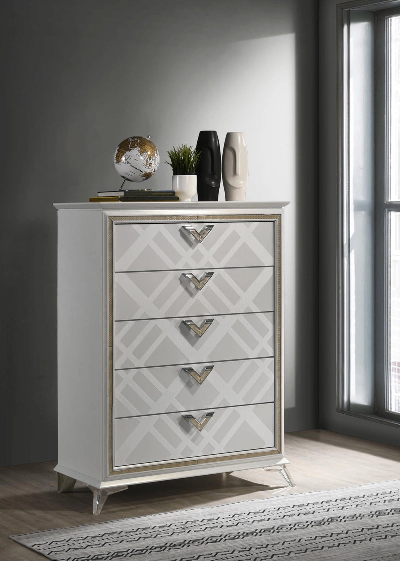 B026 Magic Gold Chest