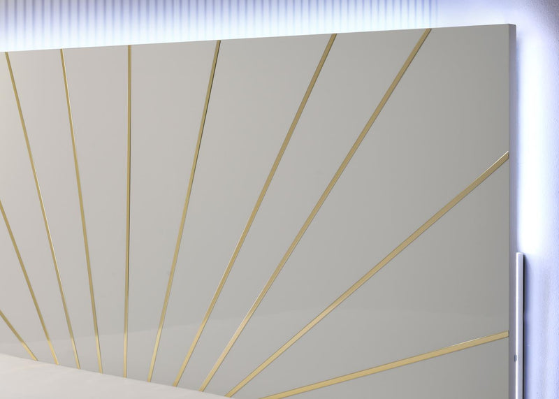 White/Gold Line Chest