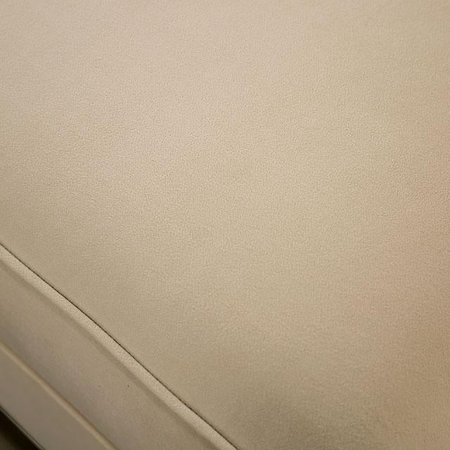 Elliot Loveseat