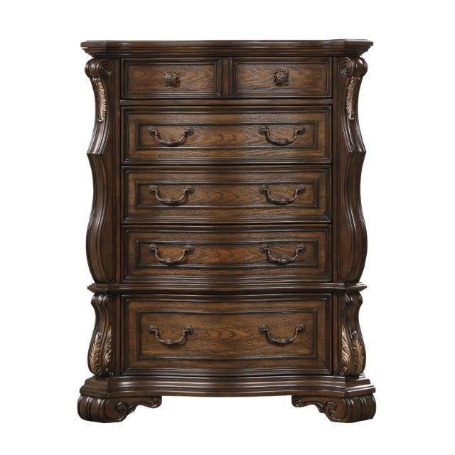 Leovanni Chest