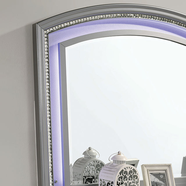 Maddie Queen Bedroom Set
