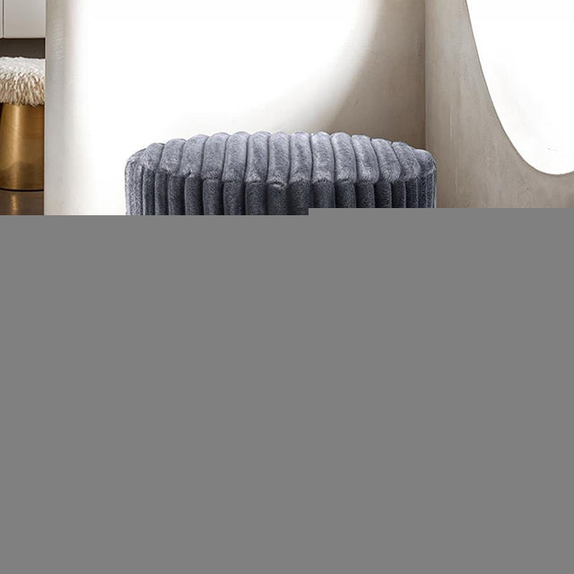 Yolanda Stool